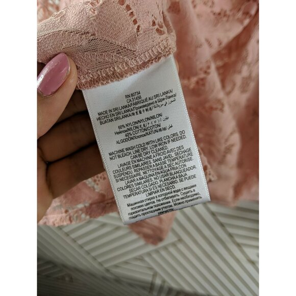 BCBGeneration Women's Pink Lace Sheer Tank Blouse Sleeveless Size Small - Picture 6 of 8